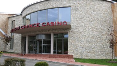 Obklad interiéru + exteriéru - Q 001 lepený - casino jižní Čechy Obklad interiéru + exteriéru - Q 001 lepený - casino jižní Čechy